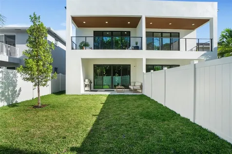 701 SW 17th Street Fort Lauderdale FL 33315
