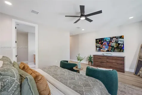 701 SW 17th Street Fort Lauderdale FL 33315