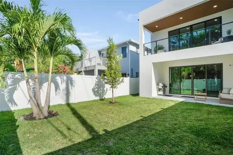 701 SW 17th Street Fort Lauderdale FL 33315
