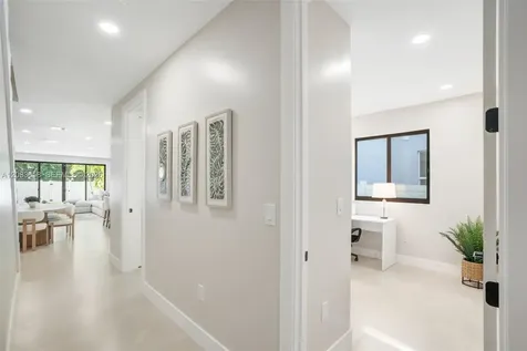 701 SW 17th Street Fort Lauderdale FL 33315