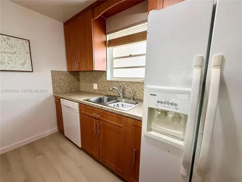 1235 Mariposa Avenue Coral Gables FL 33146