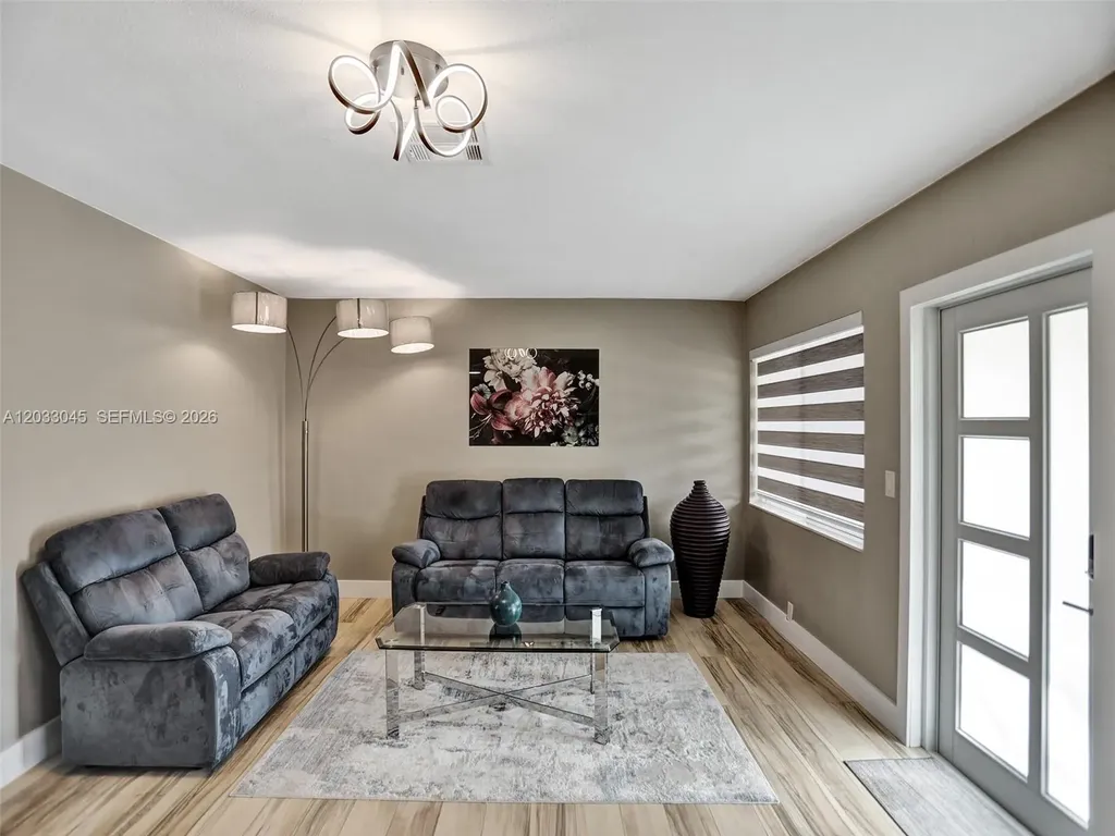 491 SE 23rd Avenue Pompano Beach FL 33062