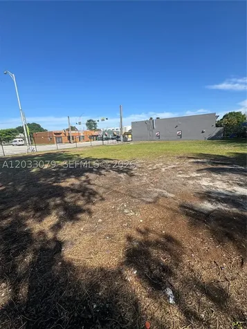 5851 NW 17th Avenue Miami FL 33142