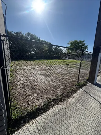 5851 NW 17th Avenue Miami FL 33142