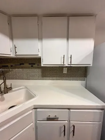 5540 SW 38th Court West Park FL 33023