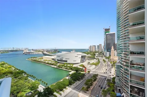900 Biscayne Boulevard Miami FL 33132
