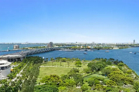900 Biscayne Boulevard Miami FL 33132