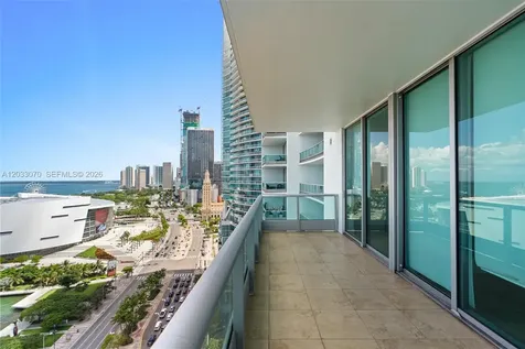 900 Biscayne Boulevard Miami FL 33132