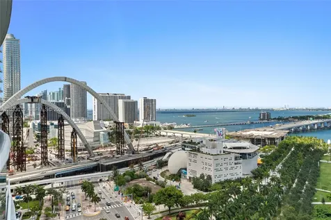 900 Biscayne Boulevard Miami FL 33132