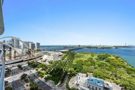 900 Biscayne Boulevard Miami FL 33132