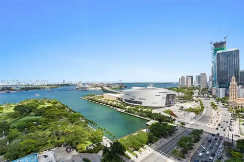 900 Biscayne Boulevard Miami FL 33132