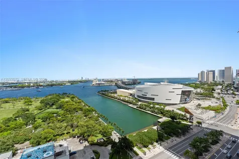 900 Biscayne Boulevard Miami FL 33132
