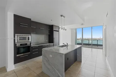 900 Biscayne Boulevard Miami FL 33132