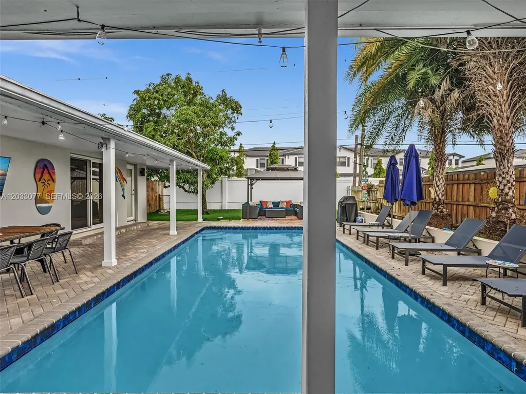 5021 SW 29th Terrace Dania Beach FL 33312
