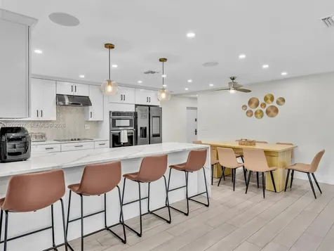 5021 SW 29th Terrace Dania Beach FL 33312