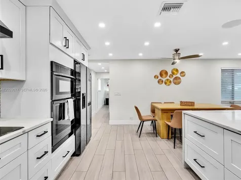 5021 SW 29th Terrace Dania Beach FL 33312