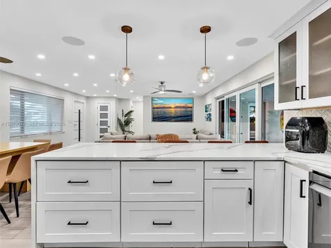 5021 SW 29th Terrace Dania Beach FL 33312