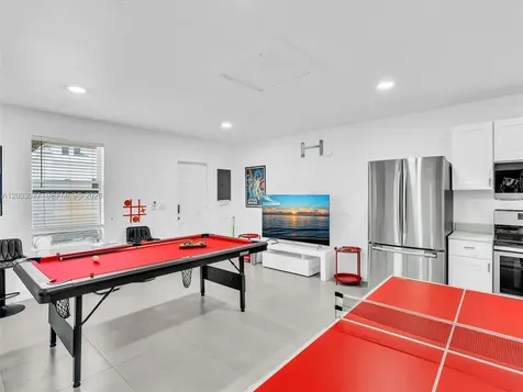 5021 SW 29th Terrace Dania Beach FL 33312