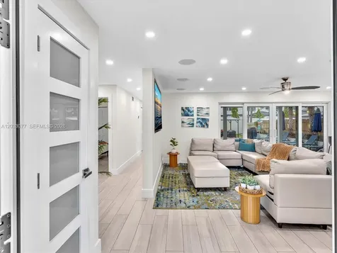 5021 SW 29th Terrace Dania Beach FL 33312