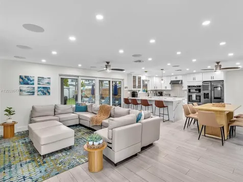 5021 SW 29th Terrace Dania Beach FL 33312