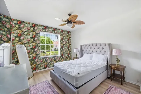 8141 Sandpiper Way West Palm Beach FL 33412