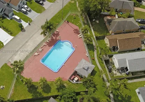942 SW 8th Place Florida City FL 33034