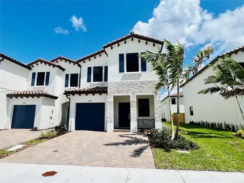 11925 SW 247th Terrace Homestead FL 33032