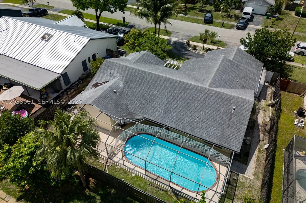 8521 NW 53rd Street Lauderhill FL 33351