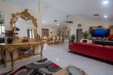 8521 NW 53rd Street Lauderhill FL 33351