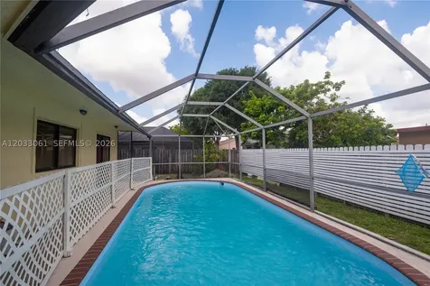 8521 NW 53rd Street Lauderhill FL 33351