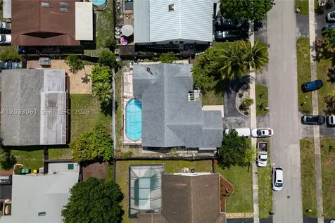 8521 NW 53rd Street Lauderhill FL 33351