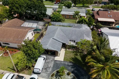 8521 NW 53rd Street Lauderhill FL 33351