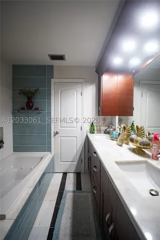 8521 NW 53rd Street Lauderhill FL 33351
