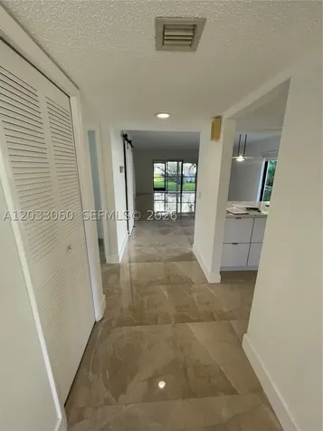 409 Lakeview Drive Weston FL 33326