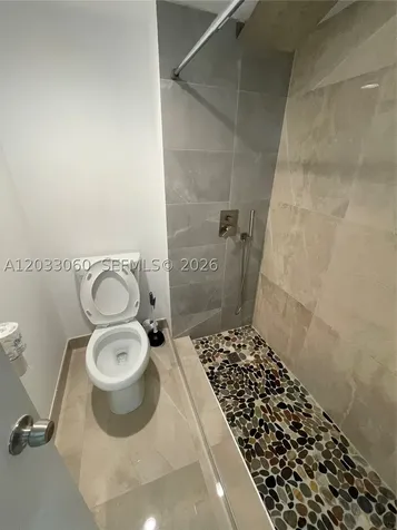 409 Lakeview Drive Weston FL 33326