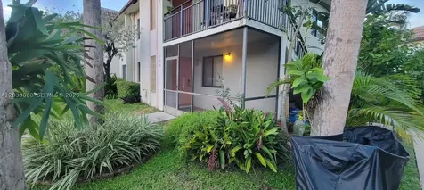 409 Lakeview Drive Weston FL 33326
