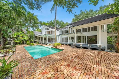 5600 Oakwood Lane Coral Gables FL 33156