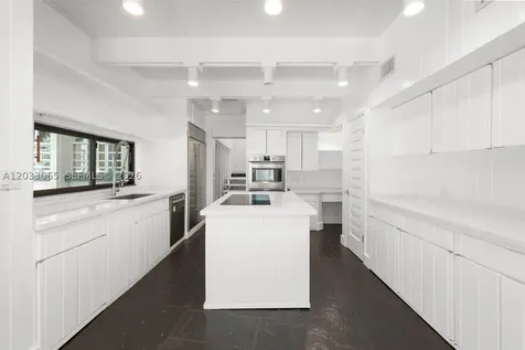 5600 Oakwood Lane Coral Gables FL 33156