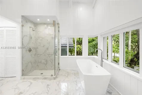 5600 Oakwood Lane Coral Gables FL 33156