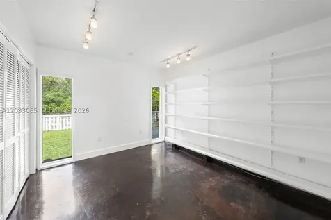 5600 Oakwood Lane Coral Gables FL 33156