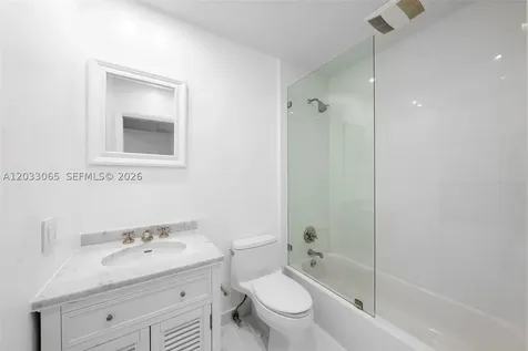 5600 Oakwood Lane Coral Gables FL 33156