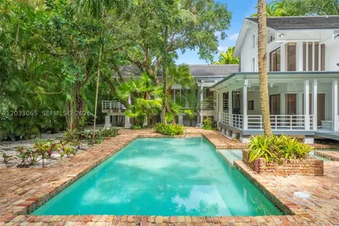 5600 Oakwood Lane Coral Gables FL 33156