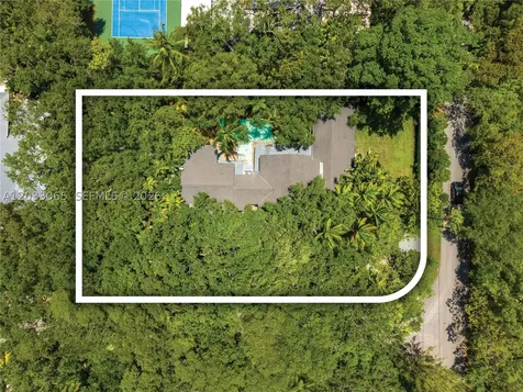 5600 Oakwood Lane Coral Gables FL 33156