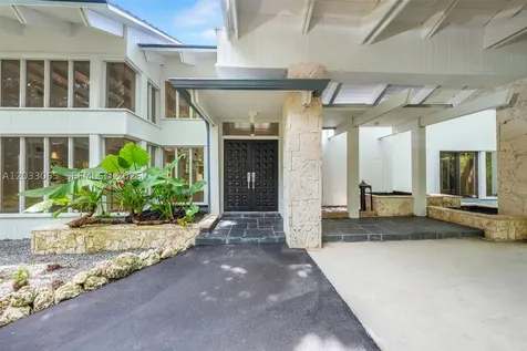 5600 Oakwood Lane Coral Gables FL 33156