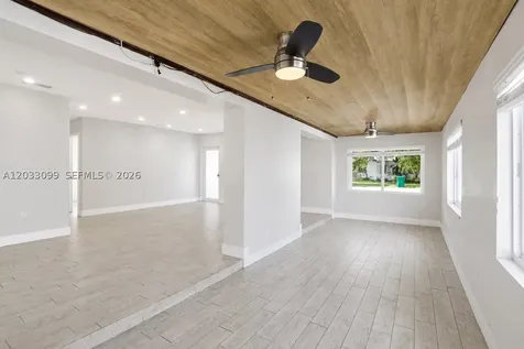 6511 SW 44th Street Miami FL 33155