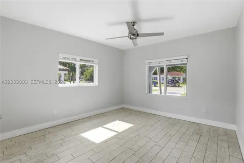 6511 SW 44th Street Miami FL 33155