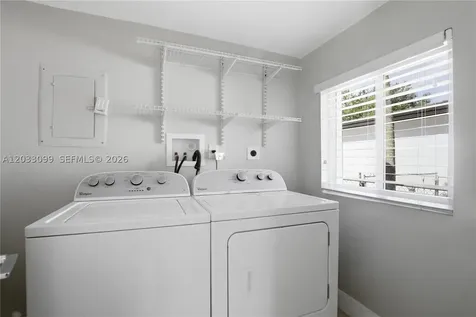 6511 SW 44th Street Miami FL 33155