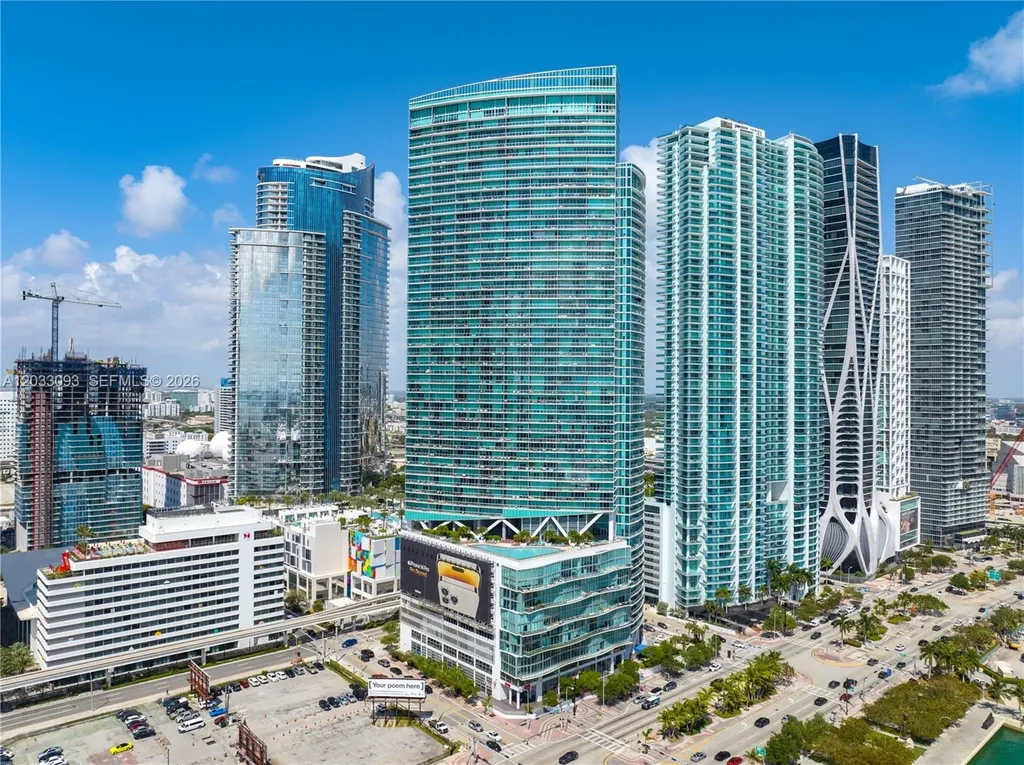 888 Biscayne Boulevard Miami FL 33132