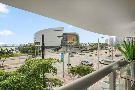 888 Biscayne Boulevard Miami FL 33132