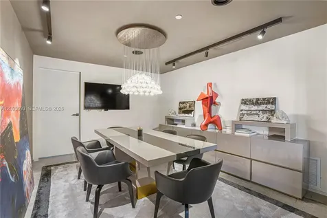 888 Biscayne Boulevard Miami FL 33132